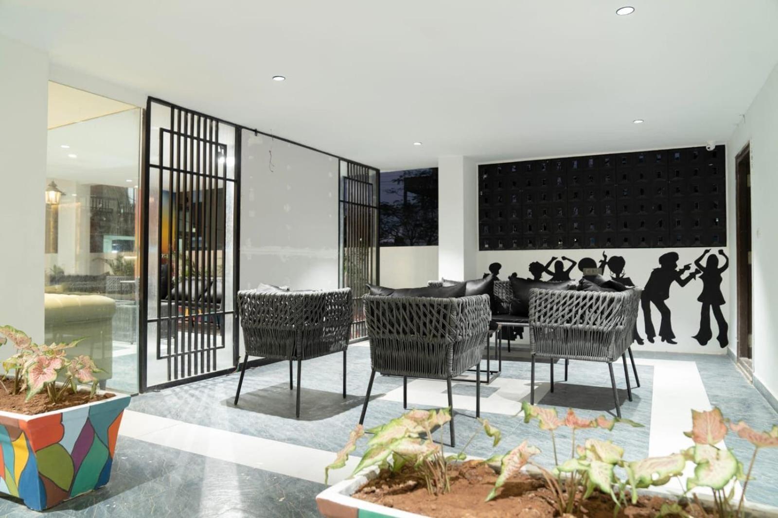 Hotel Euphoria Urban Sleep Hyderabad Exterior foto