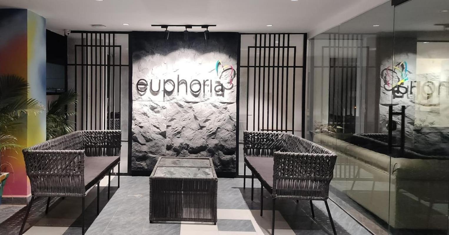 Hotel Euphoria Urban Sleep Hyderabad Exterior foto